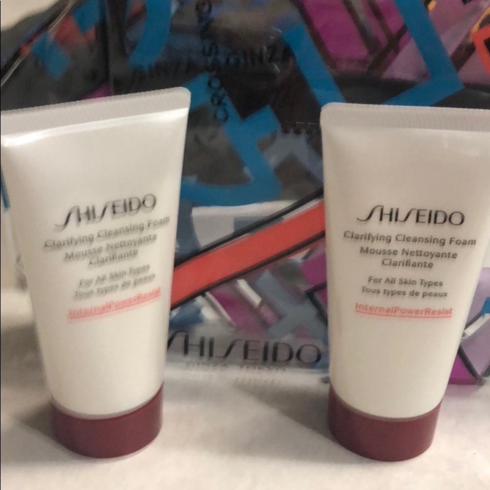 Cleansing foam